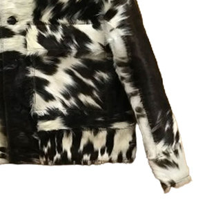 Chaqueta de Cuero Vacuno Elegante para Hombre con Pelo Natural, Piel de Vaca Única para Montar en Invierno, para Entusiastas del Aire Libre - Product Image 4