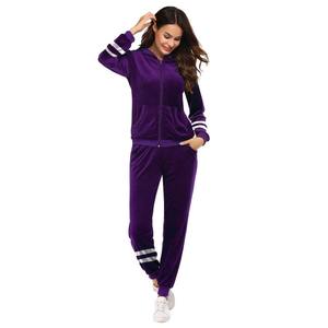 Ensembles de survêtements décontractés d'hiver pour femmes de haute qualité, en velours léger de coton, avec logo personnalisé - Product Image 3