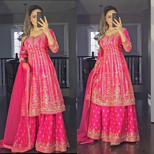Venta al por mayor de ropa de fiesta de boda india Faux Georgette secuencia pesada bordada superior Sharara con bordado Dupatta Salwar Kameez - Product Image 1