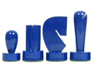 Jeu d'échecs contemporain Berliner, pièces en bois peintes à la main rouge et bleu, roi de 3,7 pouces, au meilleur prix - Product Image 3