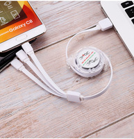 Coffret Cadeau Cheval 2026 – Boîte Cadeau d'Affaires Rouge à Ouverture Facile avec Câble de Données – Ensemble Deux Pièces Connecteurs Lightning/Micro USB/Type-C – Charge Rapide