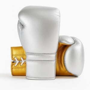 Guantes de Boxeo Muay Thai de Último Diseño del Fabricante, Guantes de Boxeo Profesionales de Cuero con Diseño Personalizado para MMA, Guantes Spearing - Product Image 1