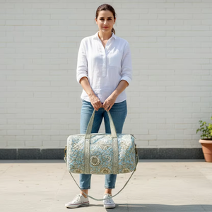 Bolsos Nuevos de Moda, Bolsos de Lona Acolchados de Algodón, Bolsos de Gimnasio con Lazo y Volantes, Bolsos de Viaje Personalizados para Chicas - Product Image 2