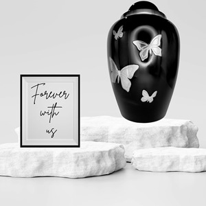 Urne funéraire américaine en cendre de frêne, gravée à la main, de style américain, pour adultes, capacité de 200 pouces cubes, pour la commémoration - Product Image 3