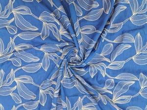 Tissu en denim tissé bio et écologique bleu roi et crème avec broderie de feuilles botaniques pour vêtements et décoration intérieure (vente en gros) - Product Image 5