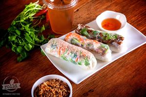 Le papier de riz est un produit polyvalent, léger et sans gluten fabriqué à partir de farine de riz au Vietnam. - Product Image 2