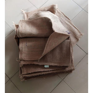 Fournisseur de sacs en jute, export en gros, sacs en fibres naturelles de haute qualité pour l'emballage des aliments, des céréales et du café - Product Image 6