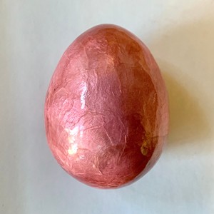 Figuras de huevos de Pascua en miniatura al por mayor, decoración navideña al precio más bajo, estatuillas de nácar. - Product Image 3