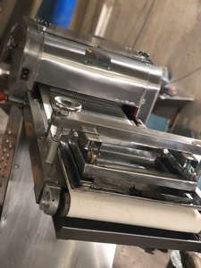 Four à pâtisserie portable électrique automatique haut de gamme Minh Tam Bakery MV1BT 1750x500x1050 (LxlxH) Garantie 1 an Moteur électrique 750W 220V/380V 8 plateaux - Product Image 5