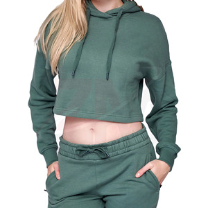 Sweat à capuche court uni anthracite pour femme en molleton brossé extensible avec ourlet brut, style urbain - Product Image 1