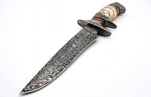 Couteau utilitaire robuste à lame fixe, personnalisé, avec garde en acier Damas à motif Sub Hilt, fabrication artisanale, pointe tombante, segments d'os foncés - Product Image 5