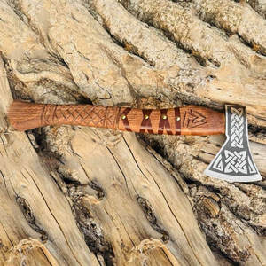 Hacha Vikinga Estilo Escandinavo, Mango de Madera de Grado Industrial, Hoja de Acero al Carbono, Cabeza Decorativa para Exhibición en Hogar, Oficina o Tienda - Product Image 3