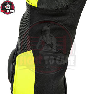 Traje de Motociclismo Personalizado de Cuero Genuino para Carreras, Marca Alpinestar Dainese - Product Image 4