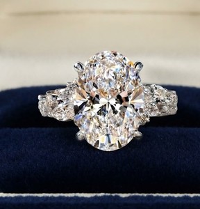 Anillo de Diamantes Cultivados en Laboratorio con Certificación IGI, Diseño Ovalado, Marquise y Redondo, Oro Sólido de 10k, 14k, 18k, Claridad DEF, VVS, Anillo de Compromiso - Product Image 4