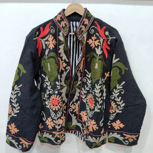 Chaqueta de algodón bordada Suzani del fabricante, ropa exterior étnica colorida, chaqueta étnica de algodón para fiestas, chaqueta bomber Suzani. - Product Image 1