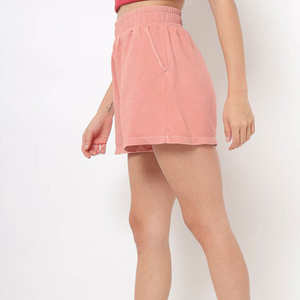 Shorts Casuales de Cintura Elástica Color Durazno para Mujer, Ligeros, Cómodos y Relajados para el Verano - Product Image 2