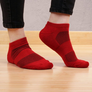 Calcetines deportivos de rayón de fibra de bambú para hombre, paquete de 4, superiores en absorción de humedad, transpirables, suaves, ligeros y resistentes al olor. - Product Image 2