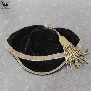 Meilleur produit : Casquette d'honneur en velours noir avec bordure en tresse dorée et pompon, casquette classique pour l'école, les clubs sportifs, l'université, les cérémonies et les présentations - Product Image 2