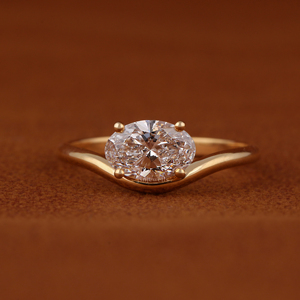 Anillo de Compromiso de Oro Amarillo Sólido de 14 Quilates con Certificado IGI, Diamante Cultivado en Laboratorio de Corte Oval de 1.00 Quilates, Anillo de Boda Solitario Curvo - Product Image 1