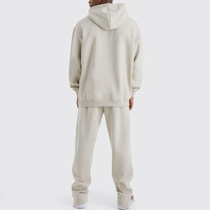 Ensemble de survêtement respirant beige personnalisé pour hommes, pull à capuche oversize et pantalon de survêtement à jambe droite, vente en gros MUSARAT SONS SPORTS - Product Image 1