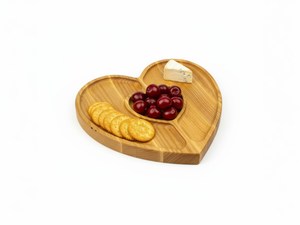 Vassoio di Servizio a Forma di Cuore in Legno di Acacia, Set Regalo per <span class=keywords><strong>San</strong></span> <span class=keywords><strong>Valentino</strong></span>, Piatto per Alimenti, Formaggi, Frutta e Salumi - Product Image 3