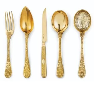 Collection de Couverts de Table de Luxe en Métal pour des Réceptions et un Service Hôtelier Sophistiqués - Product Image 5