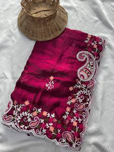 Sari de Seda Espacial Premium MB ETERNAL CLOTHING con Borde Bordado y Blusa, Traje Tradicional Indio para Bodas, Largo hasta el Suelo - Product Image 4