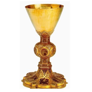 Cáliz y Ciborio de Metal con Diseño Decorativo en Relieve para la Distribución de la Comunión y Rituales Eclesiásticos - Product Image 1