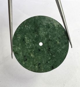 Cadran de montre en pierre de marbre vert 34,5 mm x 1,5 mm, cadran rond en pierres précieuses pour montres de luxe personnalisées - Product Image 6