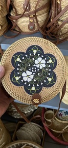 Bolso de Hombro de Mimbre Vintage Hecho a Mano en Vietnam para Vacaciones en la Playa, Uso Diario y Colecciones de Regalos - Product Image 4