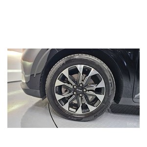 Kia Carnival Prestige 2021 de 9 Plazas, 102.072 km, Diésel, Automático, Emisión Euro V, Asientos de Cuero, Volante a la Izquierda - Product Image 5