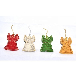 Zari – décoration d'arbre de noël en forme d'ange, Design de flocon de neige-rouge - Product Image 2