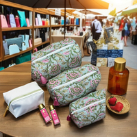 Grande trousse de maquillage de voyage en coton imprimé à la main, écologique, durable et résistante à l'eau, de style indien vintage.