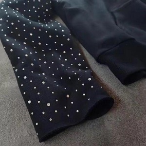 Ensemble 2 pièces mode femme : Haut à capuche et pantalon évasé en polaire, survêtement d'hiver tissé taille haute 100% molleton - Product Image 2