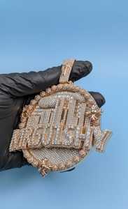 จี้เพชรโมอิสซาไนต์แบบสั่งทำพิเศษ ตัวอักษรฮิปฮอป ชุบเงินแท้ 925 ประดับเพชรเต็มตัว  จี้เพชรแบบแร็ปเปอร์สุดหรู - Product Image 2