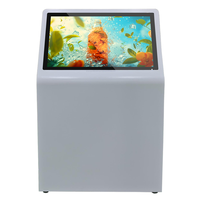 Kiosque interactif numérique Android tout-en-un de 32 pouces avec écran tactile LCD sur pied et caméra