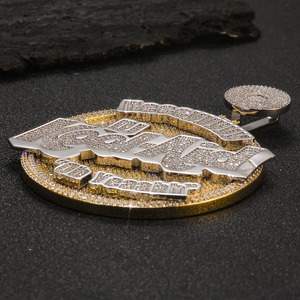 Collar de Plata 925 con Colgante de Nombre 'Hood Love', Diamantes Cultivados en Laboratorio, Certificados, Estilo Hip Hop, Ligero y Personalizado - Product Image 2