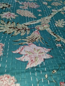 Couvre-lit imprimé floral et oiseaux, style bohème, moderne, toutes saisons, en denim patchwork, rembourrage en coton fait main, pour usage domestique - Product Image 4