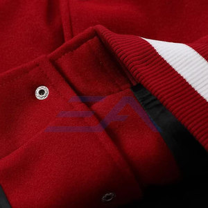 Chaqueta Letterman Roja para Hombre con Diseño Bordado de Perro con Globo en Forma de Corazón, Algodón/Lana, Transpirable y Ecológica, Ropa de Invierno - Product Image 3