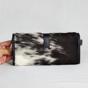 Cartera de Mujer de Piel Auténtica con Hebilla con Estampado Animal, Cierre de Hebilla, Estilo Vintage Hecho a Mano, Bolso de Mano Corto para Uso Diario - Product Image 2