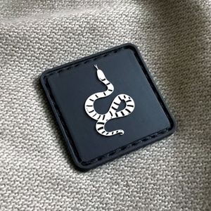 Parches de Goma PVC 3D Personalizados con Logotipo, Parches de Goma Suave con Diseño de Animales en Relieve para Ropa, Bolsos y Gorras, Fabricante OEM ODM - Product Image 6