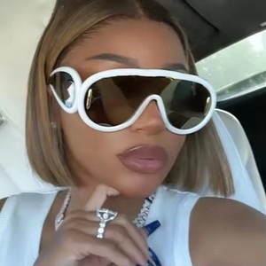 Fashion Hot Selling <b>Large</b> <b>Frame</b> Futuristic Punk Hip-Hop Outdoor <b>Large</b> <b>Frame</b> Sunglasses - Product Image 2