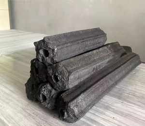 Carbón de aserrín de alta calidad que proporciona un calor suave y de larga duración, ideal para cocinar de forma limpia, calentar y realizar actividades al aire libre. - Product Image 3