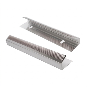 Nuevo Diseño, Soporte de Pared para Pelucas de Acero Inoxidable con Logotipo Personalizado, Soporte para Extensiones de Cabello de Gran Resistencia para Uso Doméstico - Product Image 4