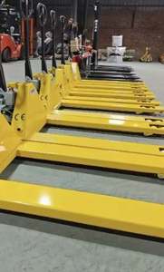 Transpaleta Manual Ergonómica de 2.5 Toneladas - Estructura de Acero Resistente con Bomba Alemana para un Uso Seguro - Product Image 3