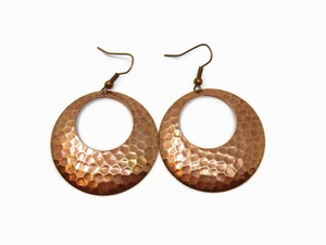 Pendientes de Aro de Cobre Hechos a Mano de Primera Calidad Orion Handicraft, Diseño Martillado Único, Estilo Antiguo, Joyería para Mujer, para Fiestas - Product Image 1
