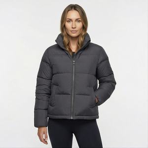 Vêtements d'hiver pour femmes Meilleures ventes Doudounes avec logo personnalisé Vente en gros Nouveautés Matériau de remplissage en coton le mieux classé - Product Image 1