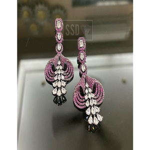 ต่างหูทรงหยดน้ำประดับเพชรซีกอนชุบเงินคุณภาพพรีเมียมสวยงามสำหรับผู้หญิง คอลเลคชั่นสำหรับงานเลี้ยงตอนเย็น - Product Image 1