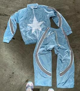 Ensemble de survêtement coupe-vent en nylon respirant et écologique pour homme, deux pièces, veste zippée et pantalon de jogging patchwork personnalisable - Product Image 3