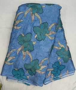 Tela Crepé Suave con Estampado Floral Digital Premium, Material Crepé Ligero y Fluido de Diseño para Vestidos, Saris y Prendas Femeninas - Product Image 4